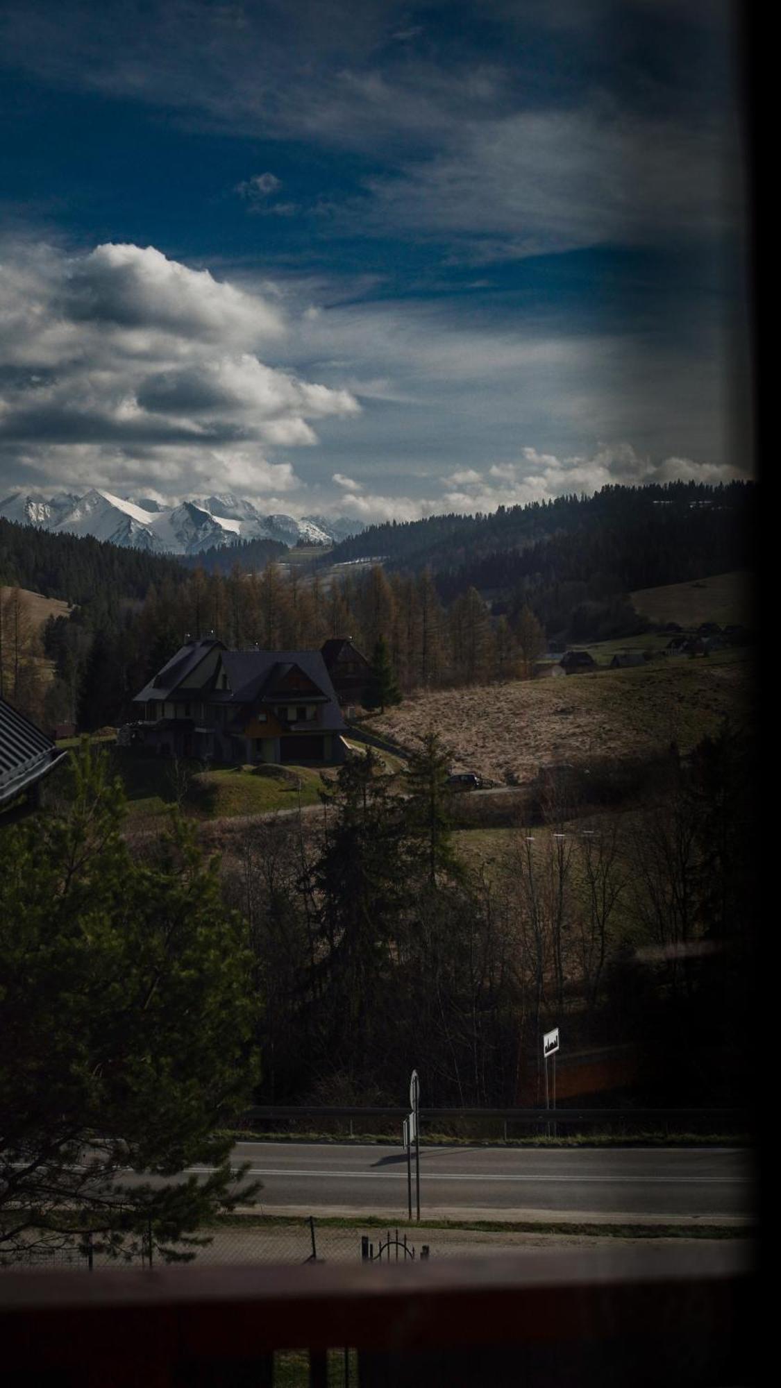 Houten Vakantiewoning "Reisnaarpolen" Royaal Ontbijt, Sauna En Hottub Czarna Góra エクステリア 写真